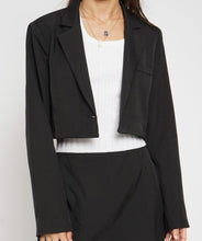 Cargar imagen en el visor de la galería, Fave crop blazer- black
