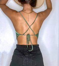 Cargar imagen en el visor de la galería, “Mojito” open back crop top
